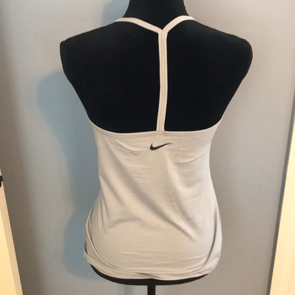 NIKE strappy back workout top. So Soft!